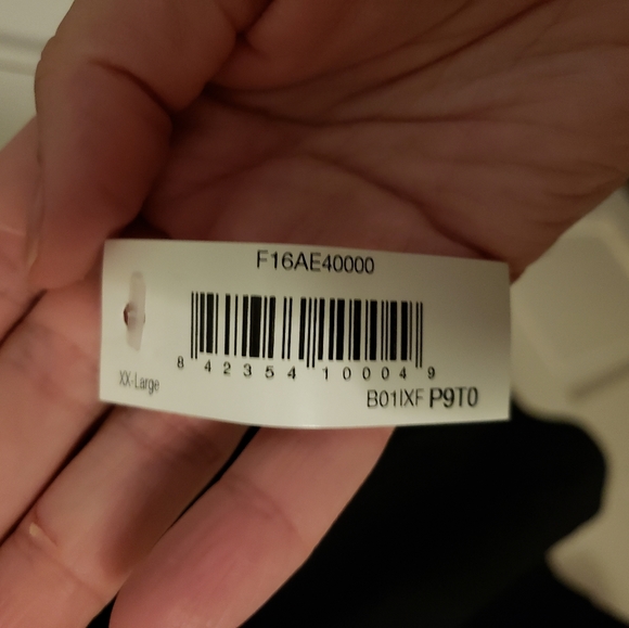 Amazon Essentials Men's Regular-Fit Cotton Pique Polo Shirt - Picture 7 of 7